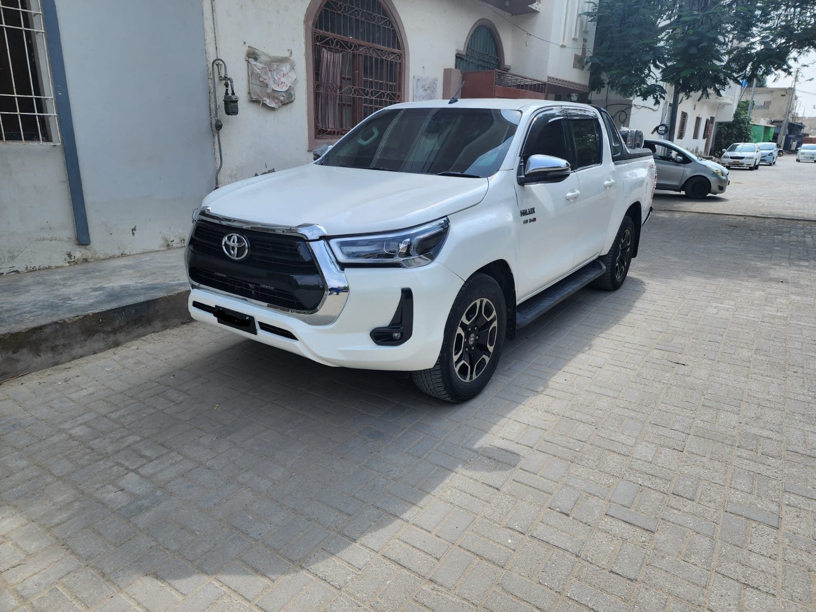 Hilux Revo Escort Vehicle