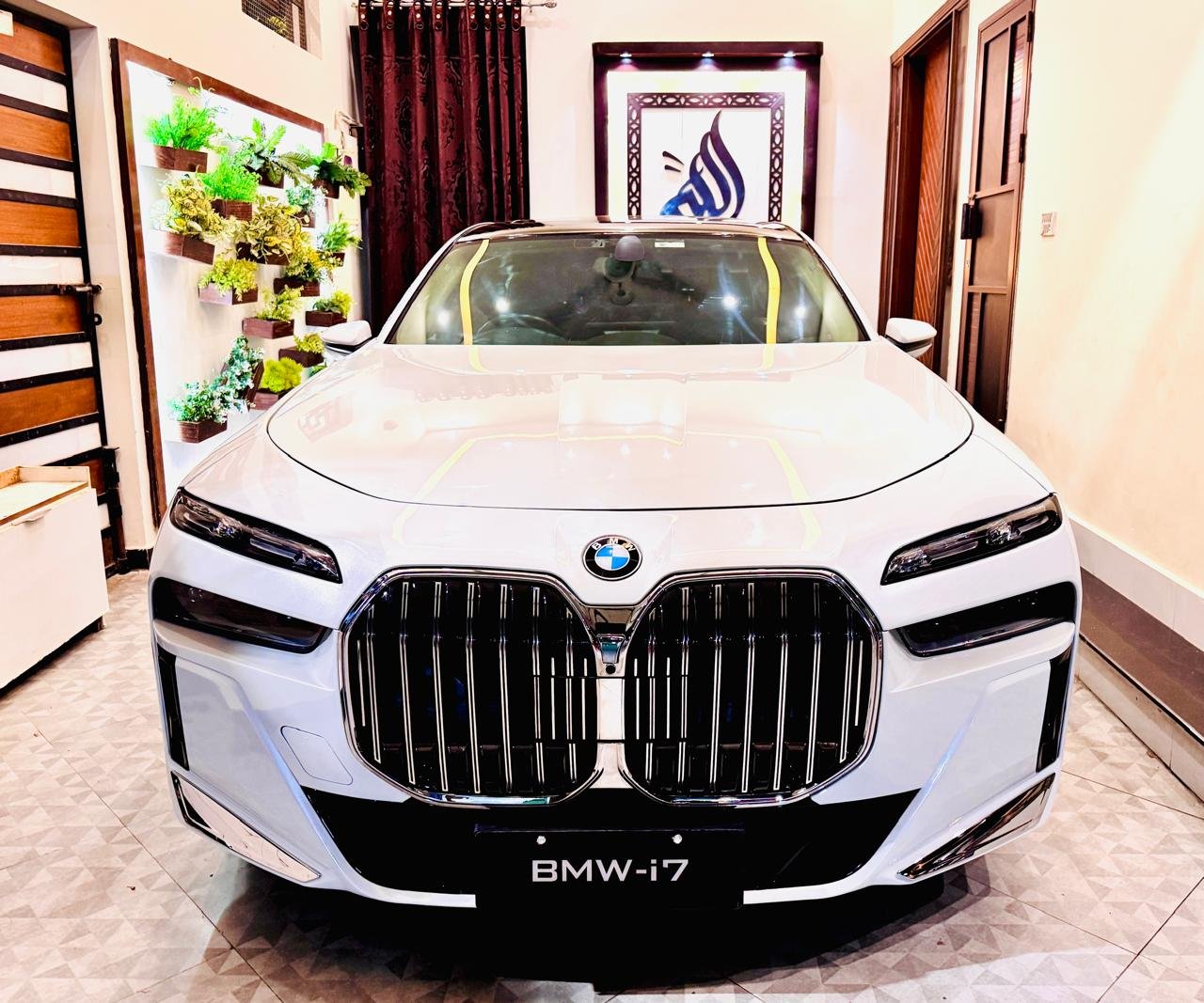 Armored Luxury SUV Fleet